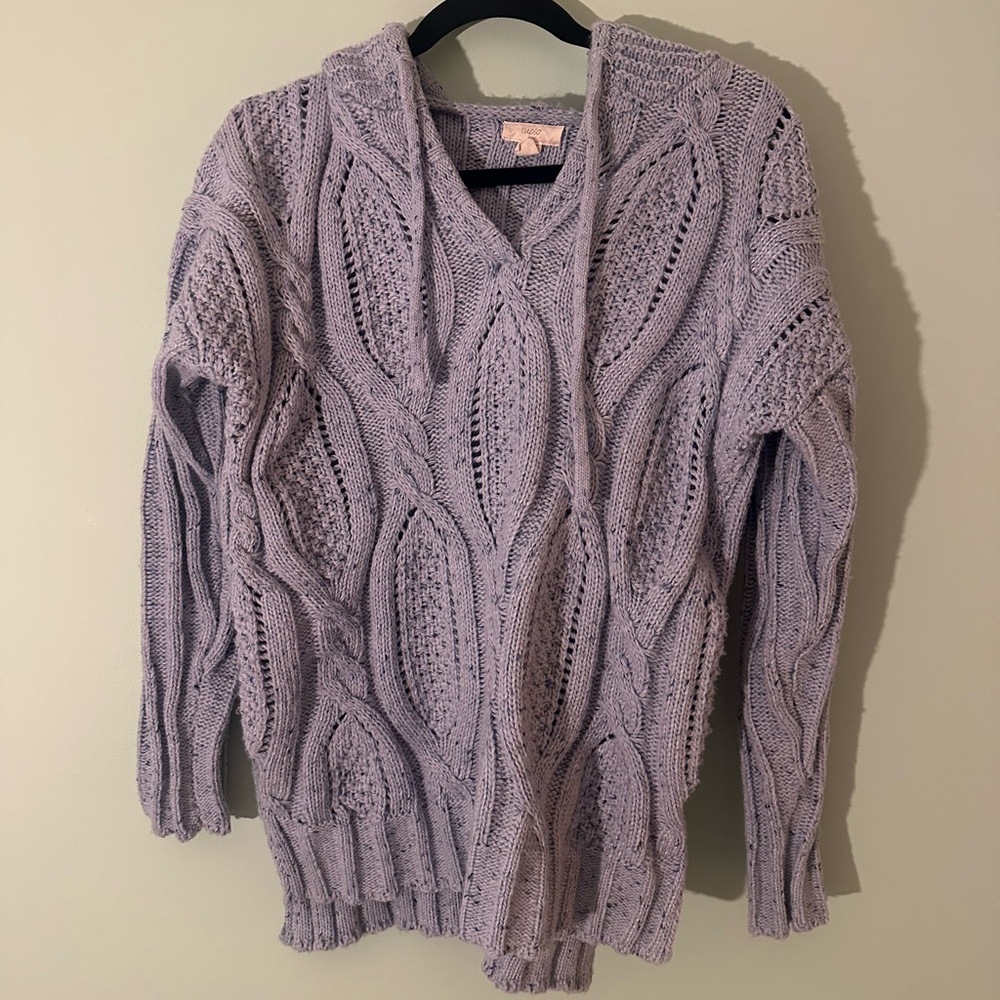 sweater hoodie